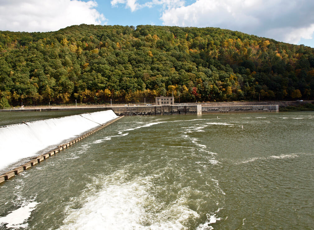 USACE, The Nature Conservancy, and other partners have implemented screening assessments of hydrologic alteration at more than 12 reservoirs located primarily in the Allegheny, Monongahela, Kanawha, and Muskingum watersheds.