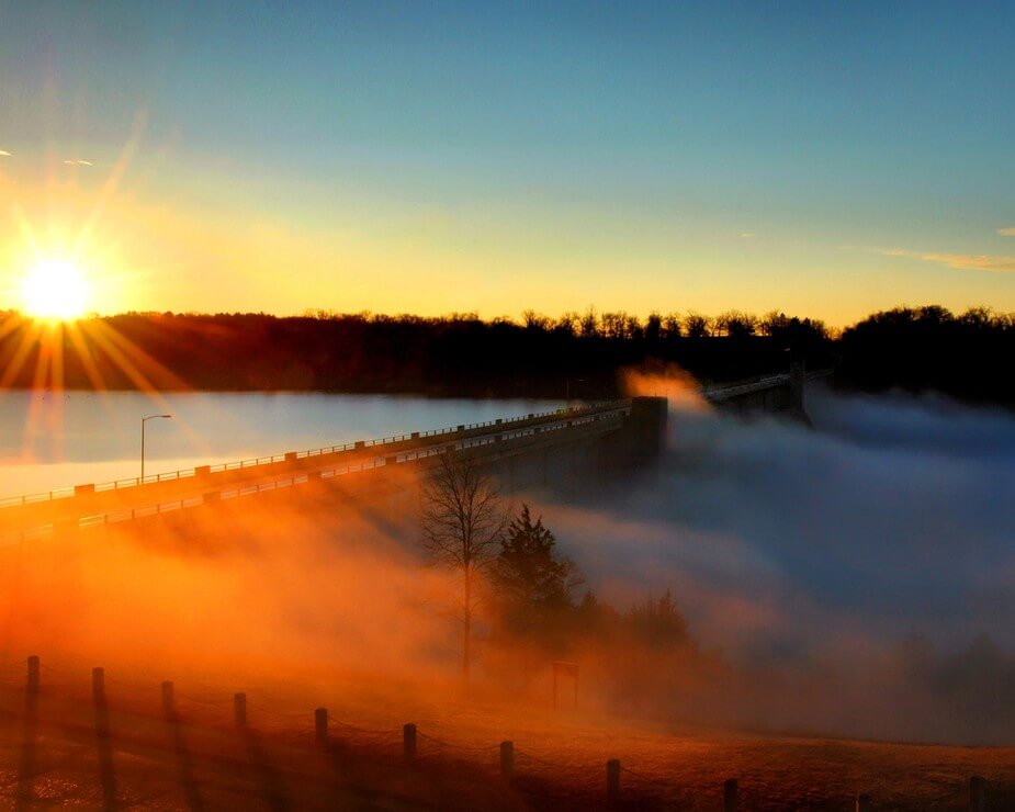 Set in the scenic Ozark Mountains of northern Arkansas and southern Missouri, Bull Shoals Lake has hundreds of miles of lake arms and coves perfect for boating, water sports, swimming, and fishing. Nineteen developed parks around the shoreline provide campgrounds, boat launches, swim areas, and marinas. Sixty thousand acres of public land provide a variety of oudoor opportunities.